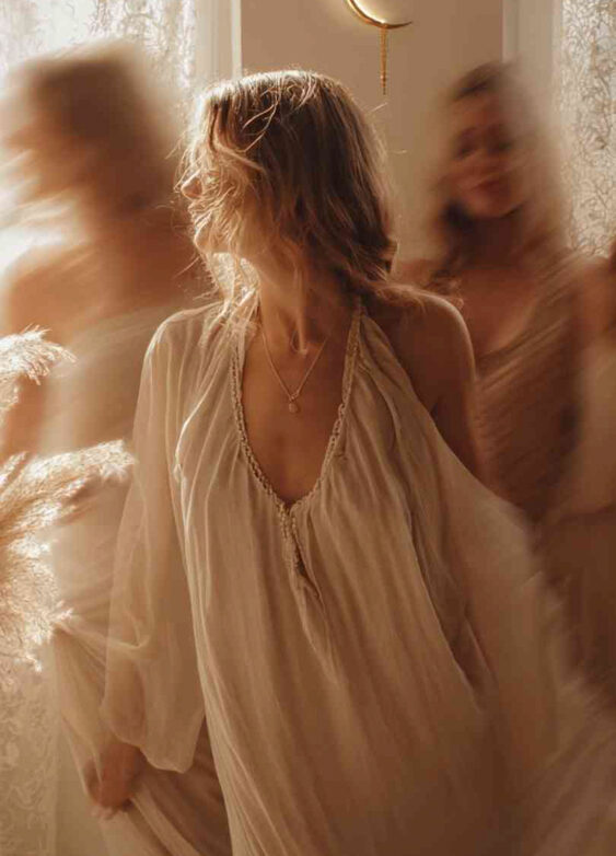 Wie ich zur Astrologie fand und warum sie Sichtbarkeit von innen nach außen möglich macht.